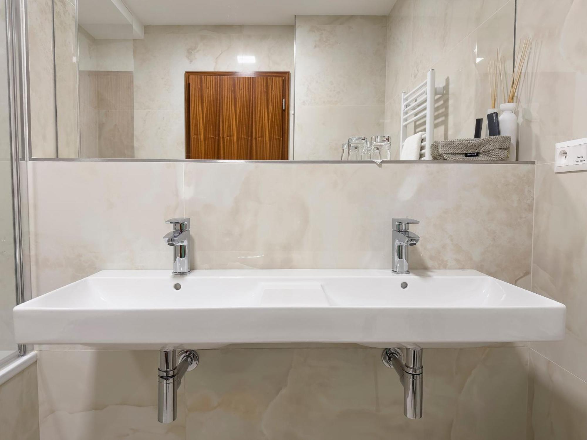 Hotel Cvilin Krnov Ngoại thất bức ảnh