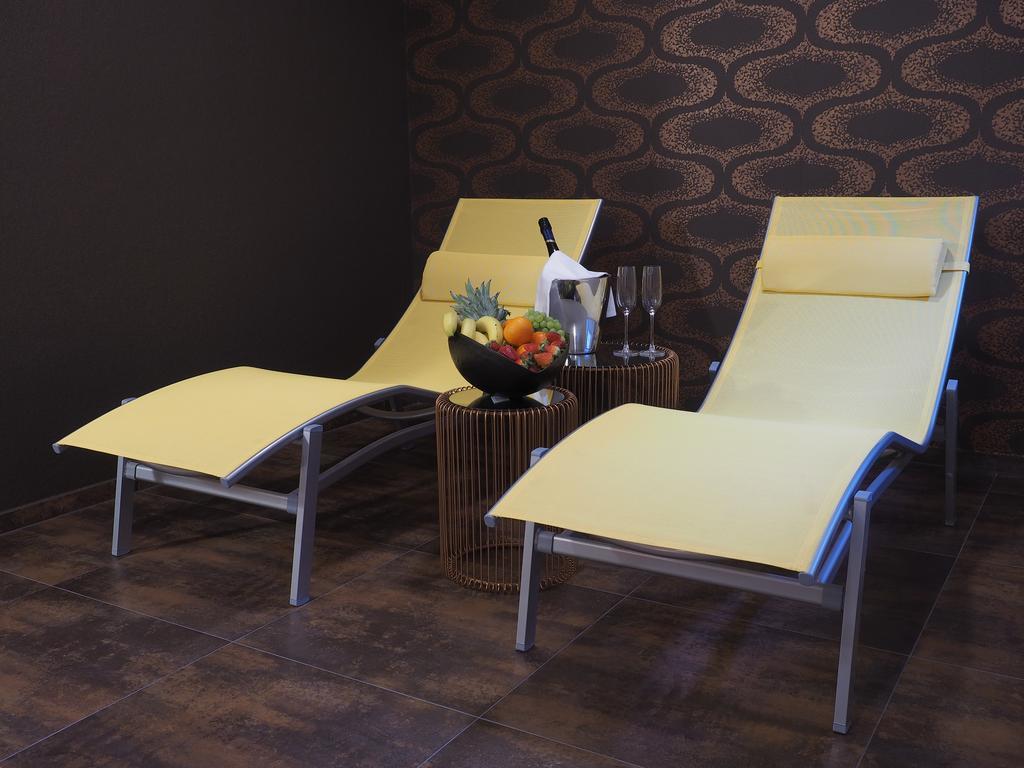 Hotel Cvilin Krnov Ngoại thất bức ảnh