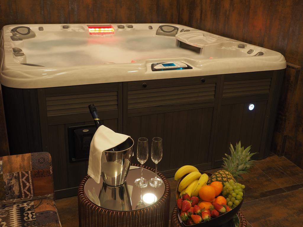 Hotel Cvilin Krnov Ngoại thất bức ảnh