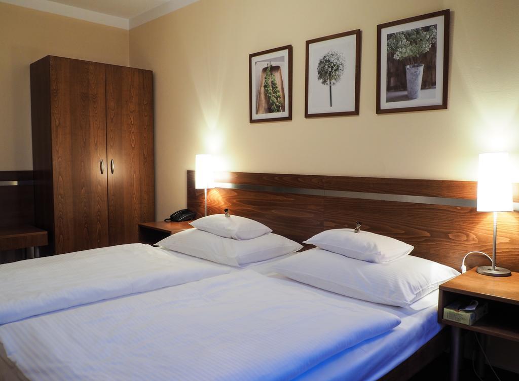 Hotel Cvilin Krnov Ngoại thất bức ảnh