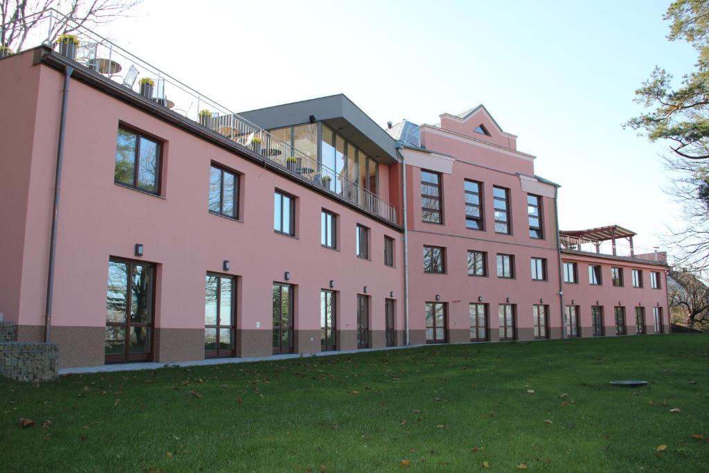 Hotel Cvilin Krnov Ngoại thất bức ảnh